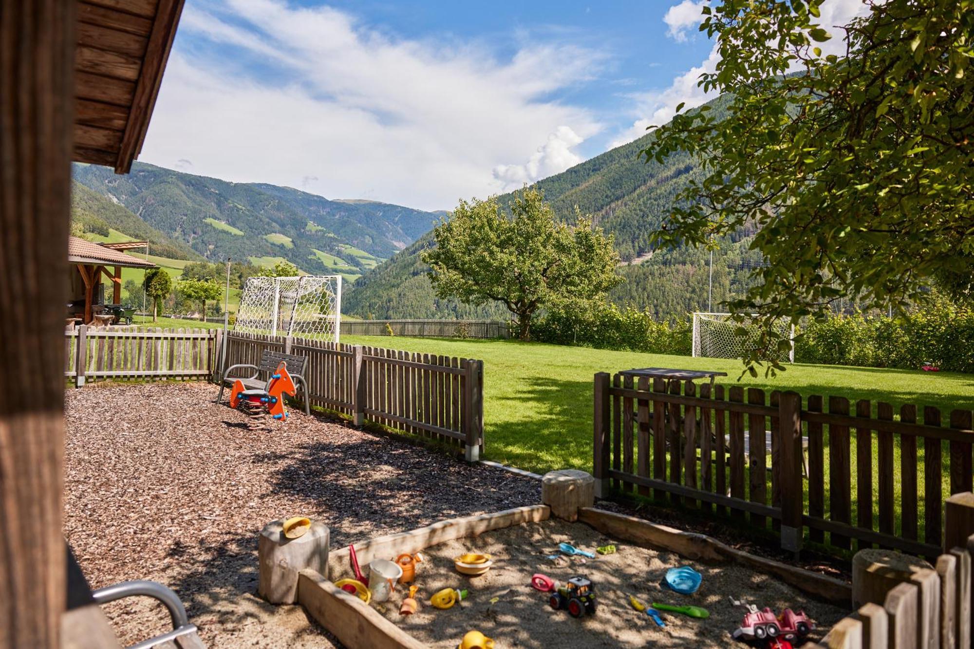 Ferienpension Zummuellerhof Natz-Schabs Exterior photo